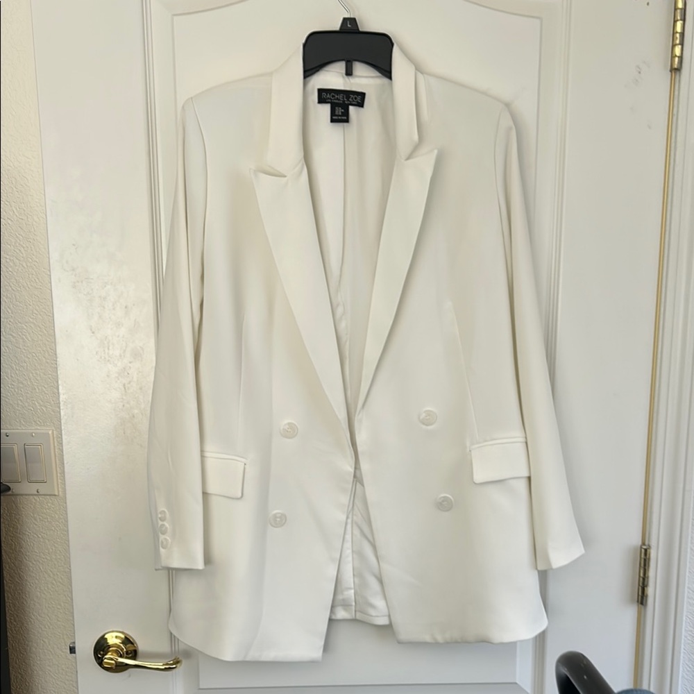 White Double-Breasted Blazer